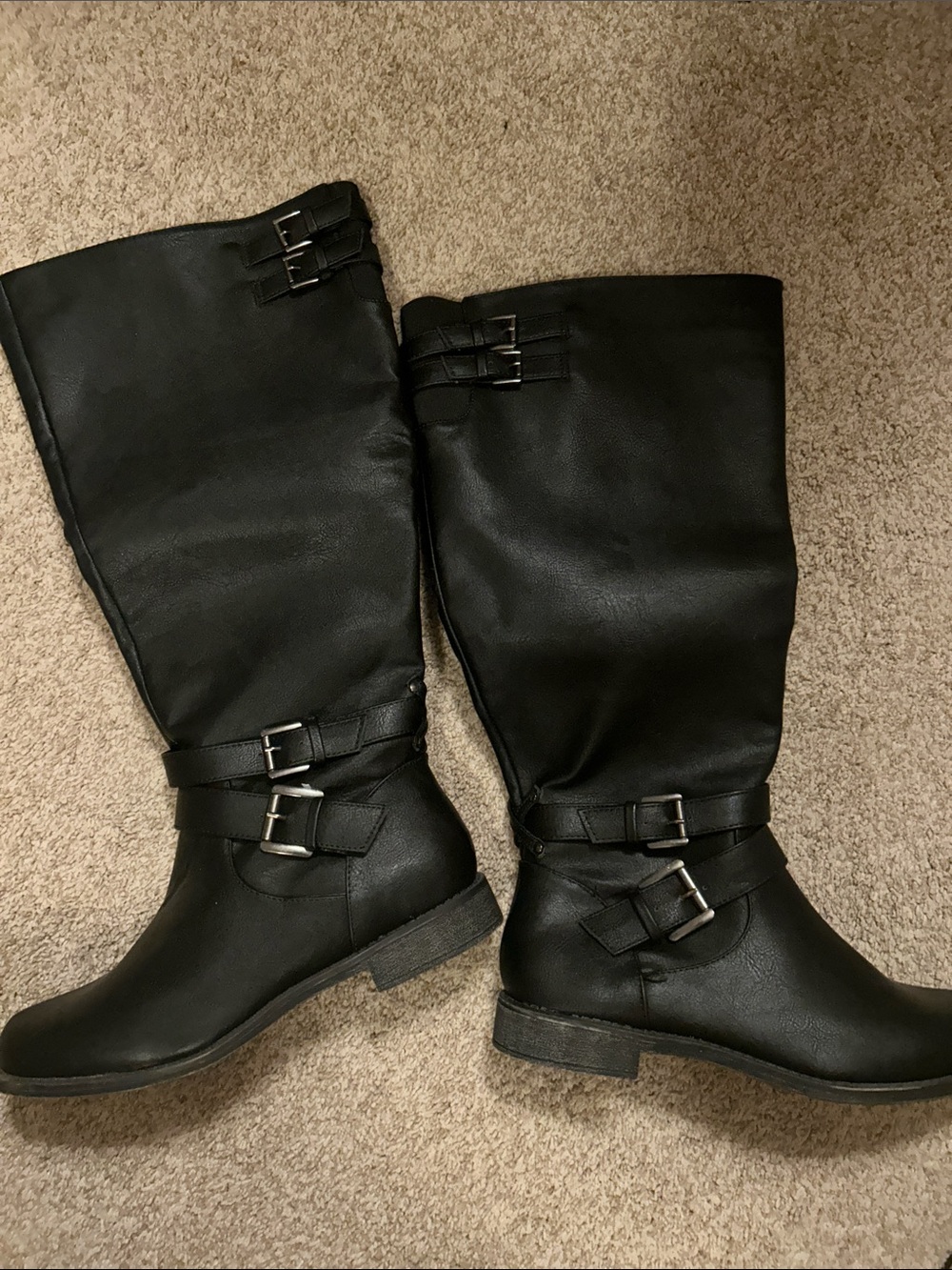 Classic Tall Black Women's Riding Boots - Sleek All-Season Style. NWOT 10